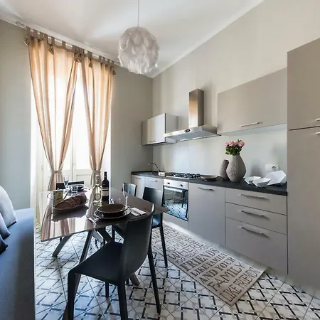 Design Italiano Con Vista Sul Corso Cuneo